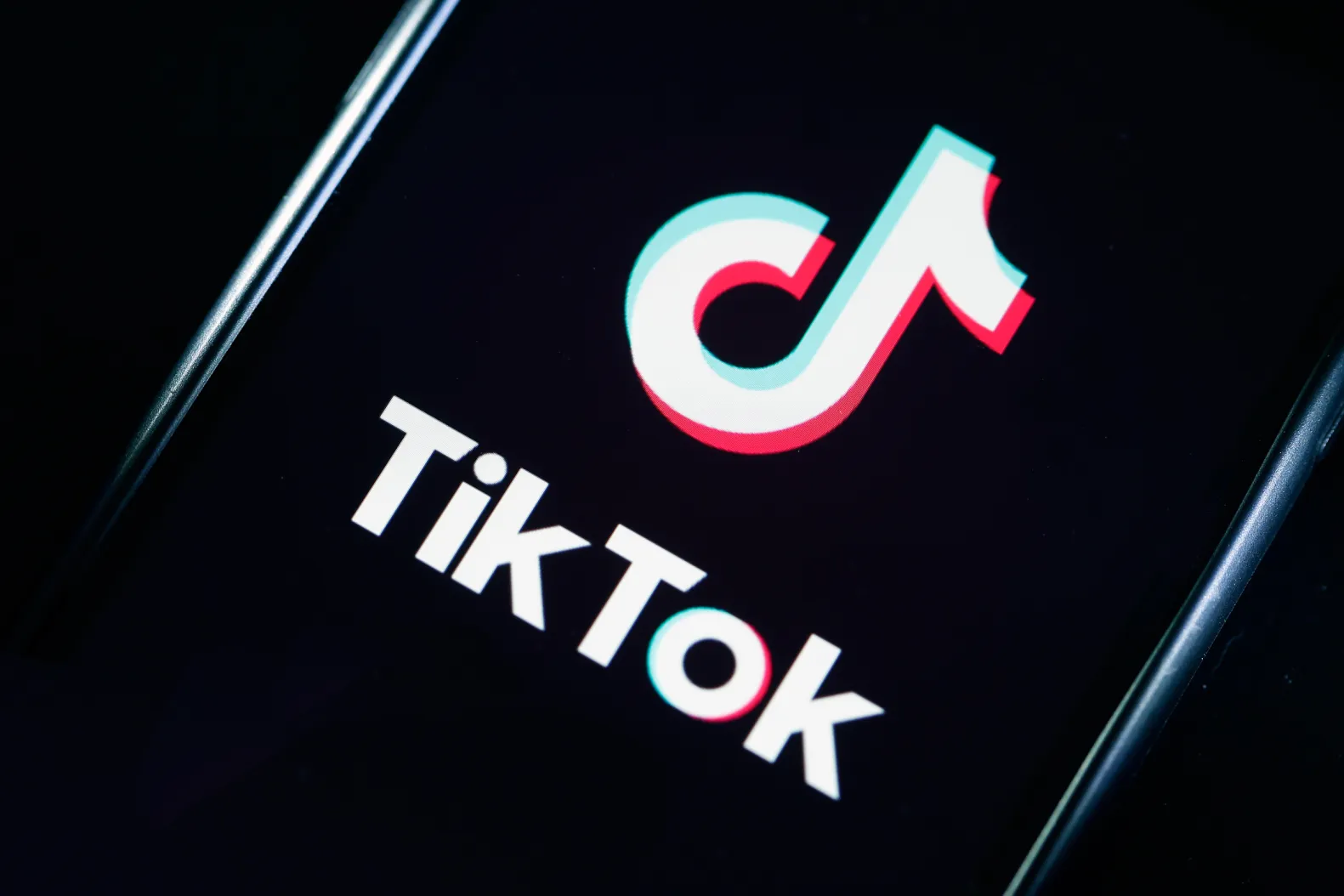 Tài Khoản TikTok Việt Cổ 2019-2025 | Hàng Scan Random 300-800 Follow Chưa Ấn Mở Giỏ - Acc Có Sẵn Video & Lượt Tương Tác Thật 100%